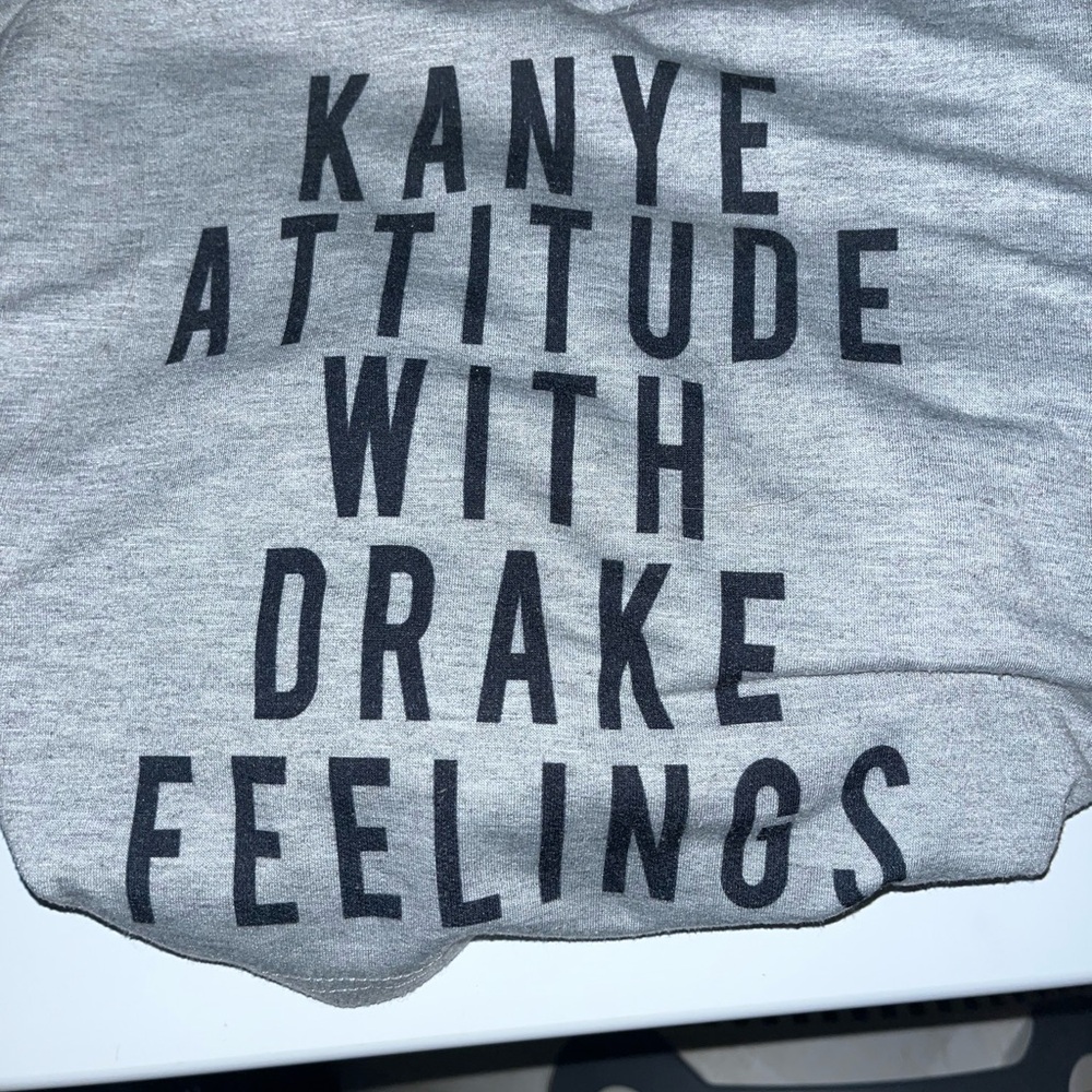 Gray Graphic Cropped Hoodie